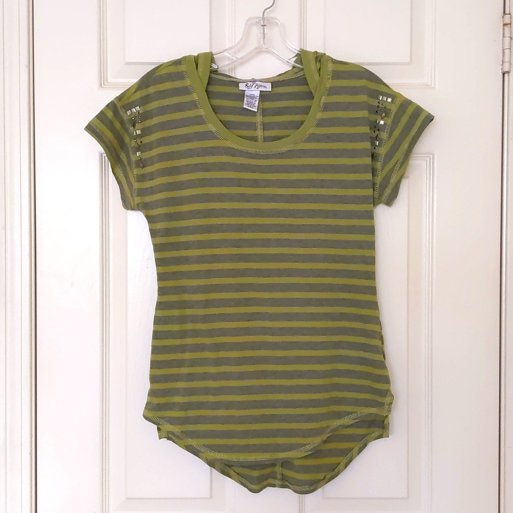 NWOT. Cotton Blended Hooded Short Sleeve Top with stripes and decorations.